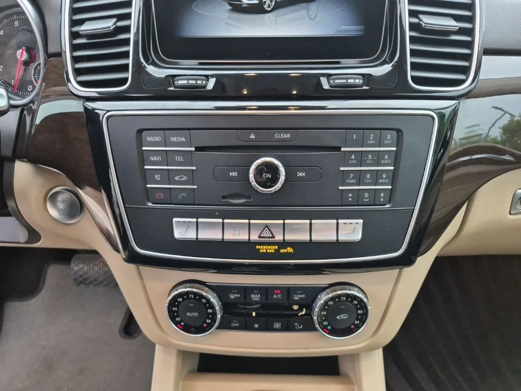 Used 2018  Mercedes-Benz GLE 350 image 41
