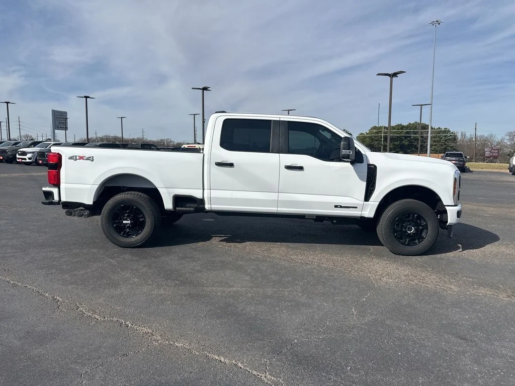 2026 Ford F-250 Super Duty XL - Photo 9