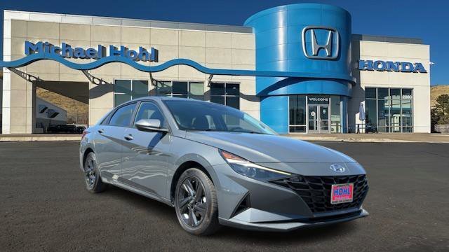 2023 Hyundai Elantra Blue