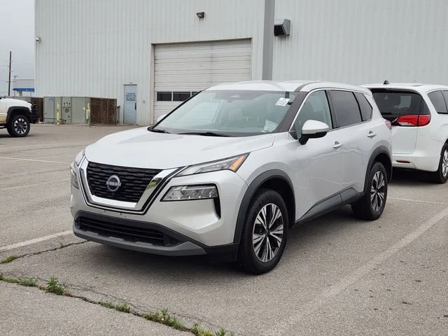2022 Nissan Rogue SV AWD's photo