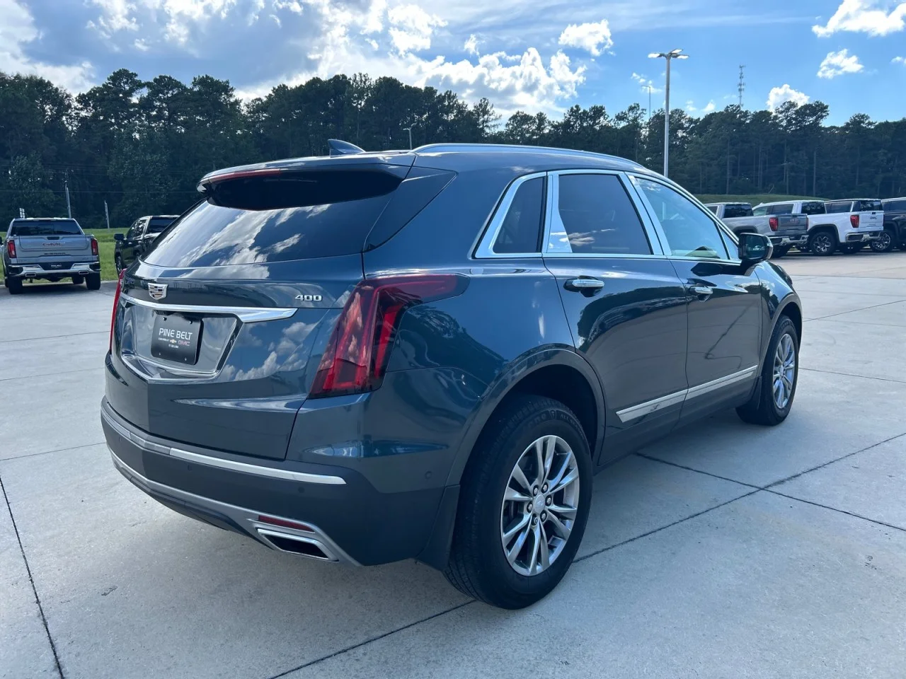 Used 2021 SHADOW METALLIC Cadillac FWD Premium Luxury image 3