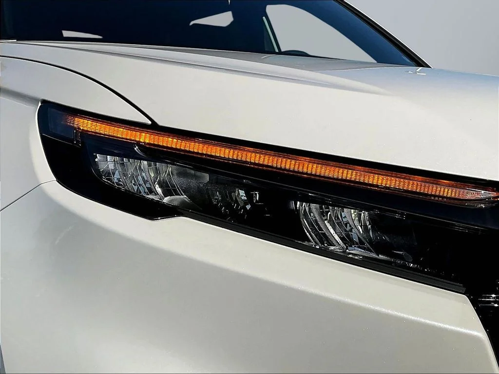 New 2026 Platinum White Pearl Honda Sport Touring image 26
