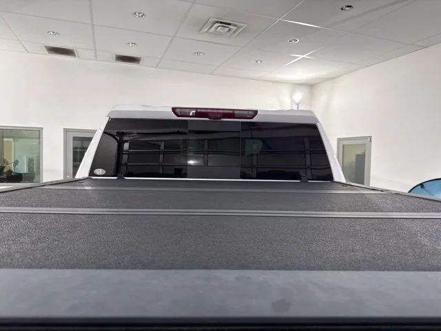 Used 2024 White GMC AT4X image 9