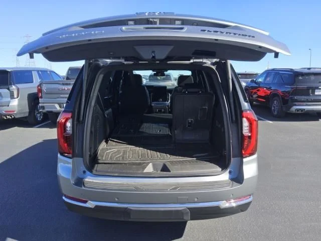 Used 2025 Silver GMC Elevation image 6