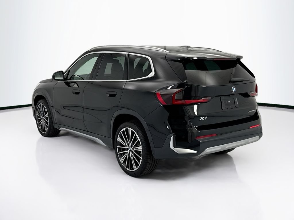 Used 2026 Jet Black BMW xDrive28i image 7