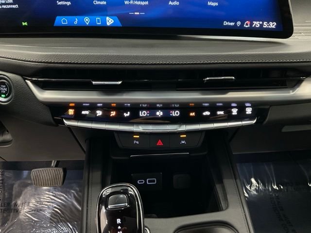 Used 2024 Silver Cadillac Premium Luxury image 20