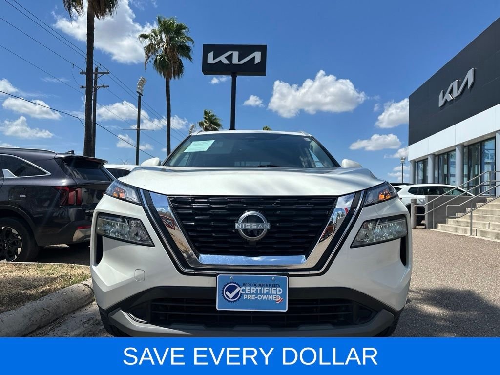 Used 2023 White Nissan SV image 2