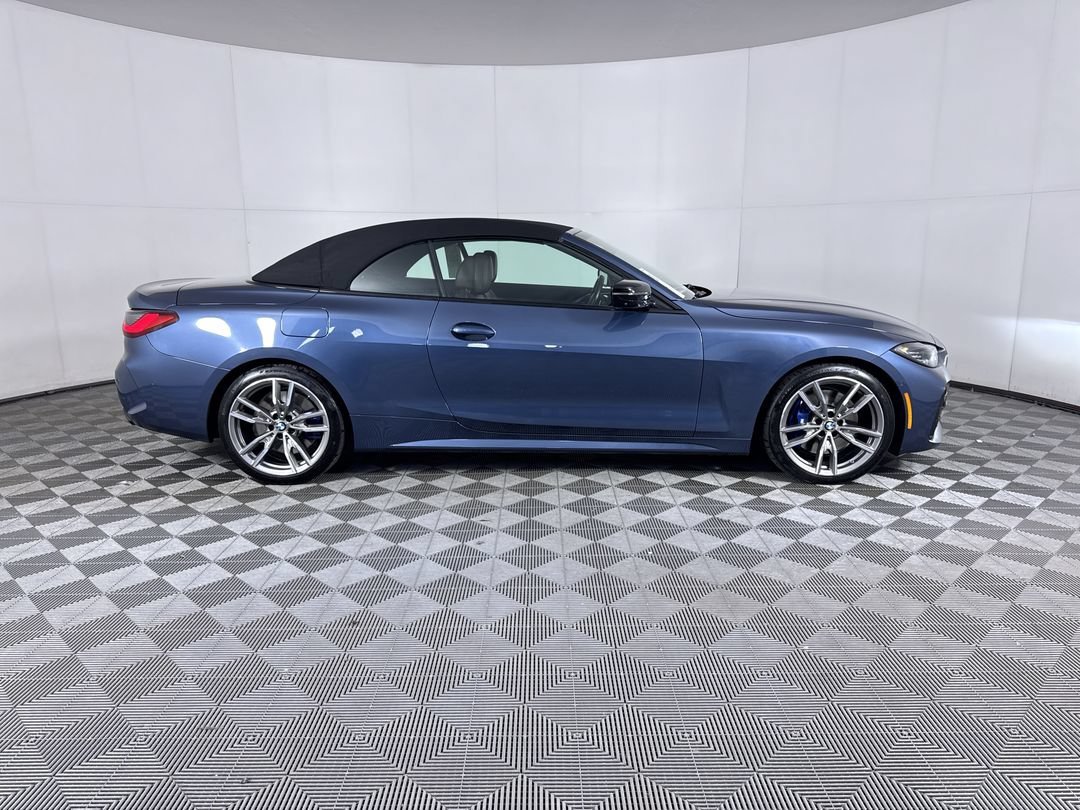 Used 2022 Arctic Race Blue Metallic BMW M440i xDrive image 10