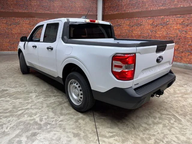 New 2026 Oxford White Ford XL image 2
