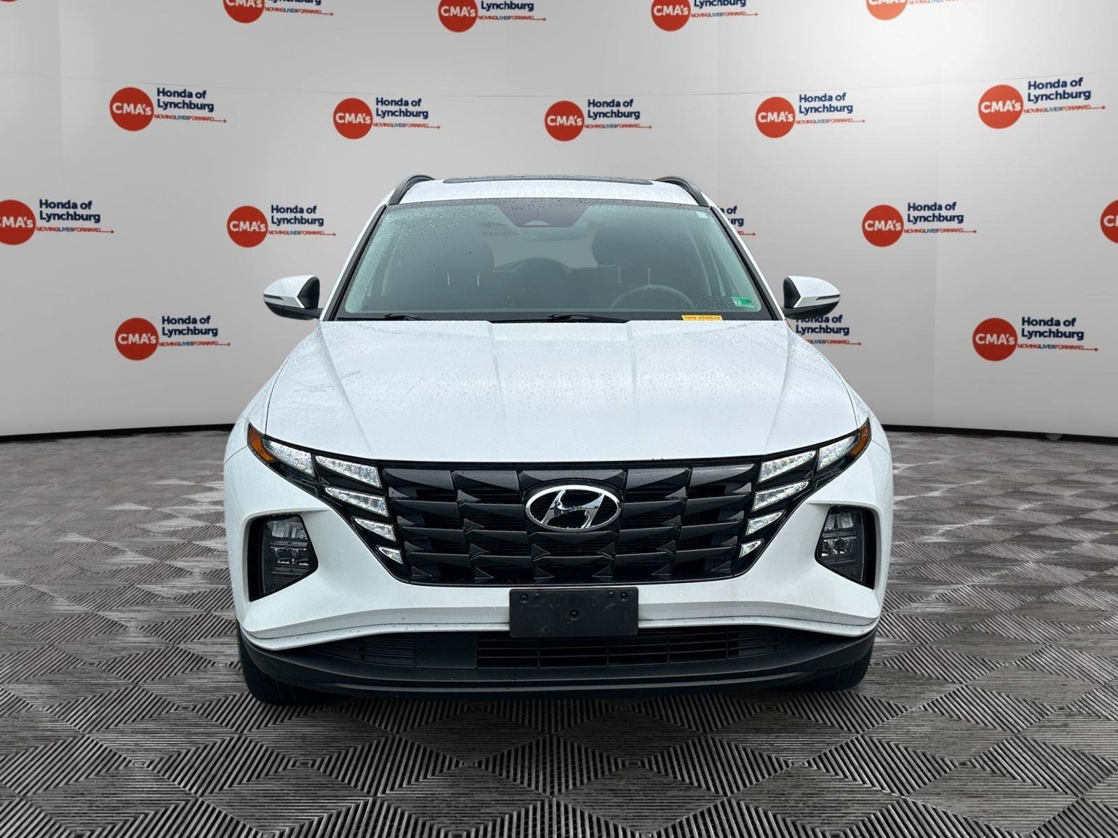 Used 2022 Quartz White Hyundai SEL image 8