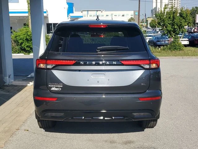 New 2026 Gray Nissan SL image 4