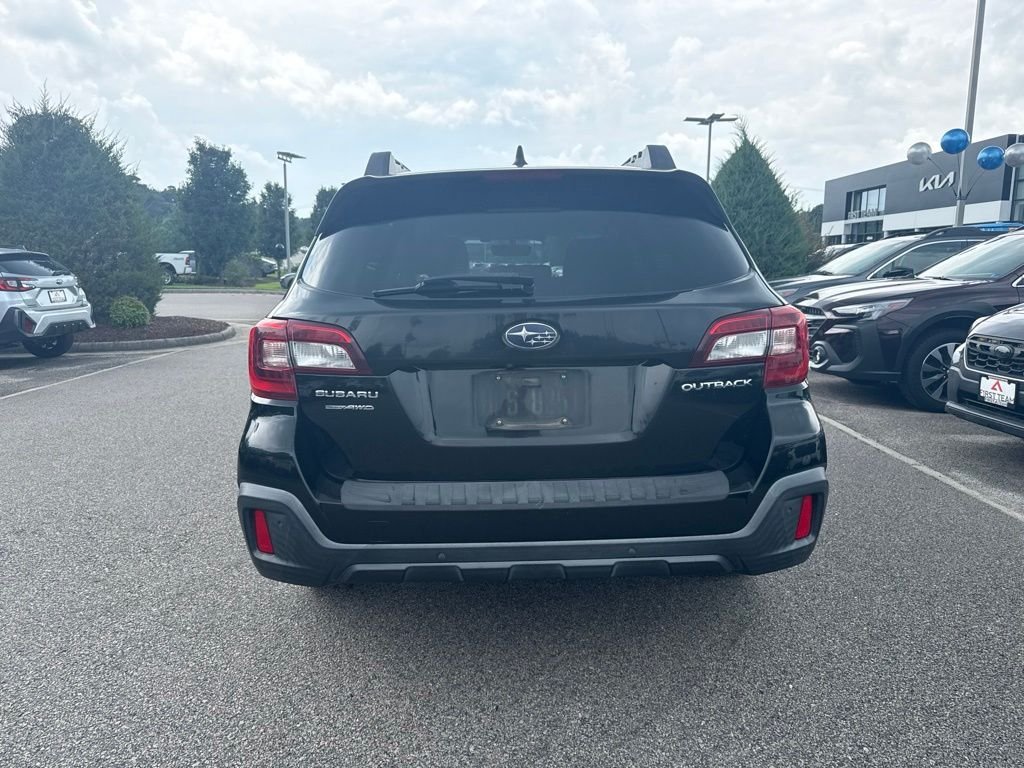 Used 2018 Black Subaru 2.5i image 4