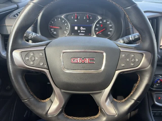 Used 2024 White GMC AT4 image 22