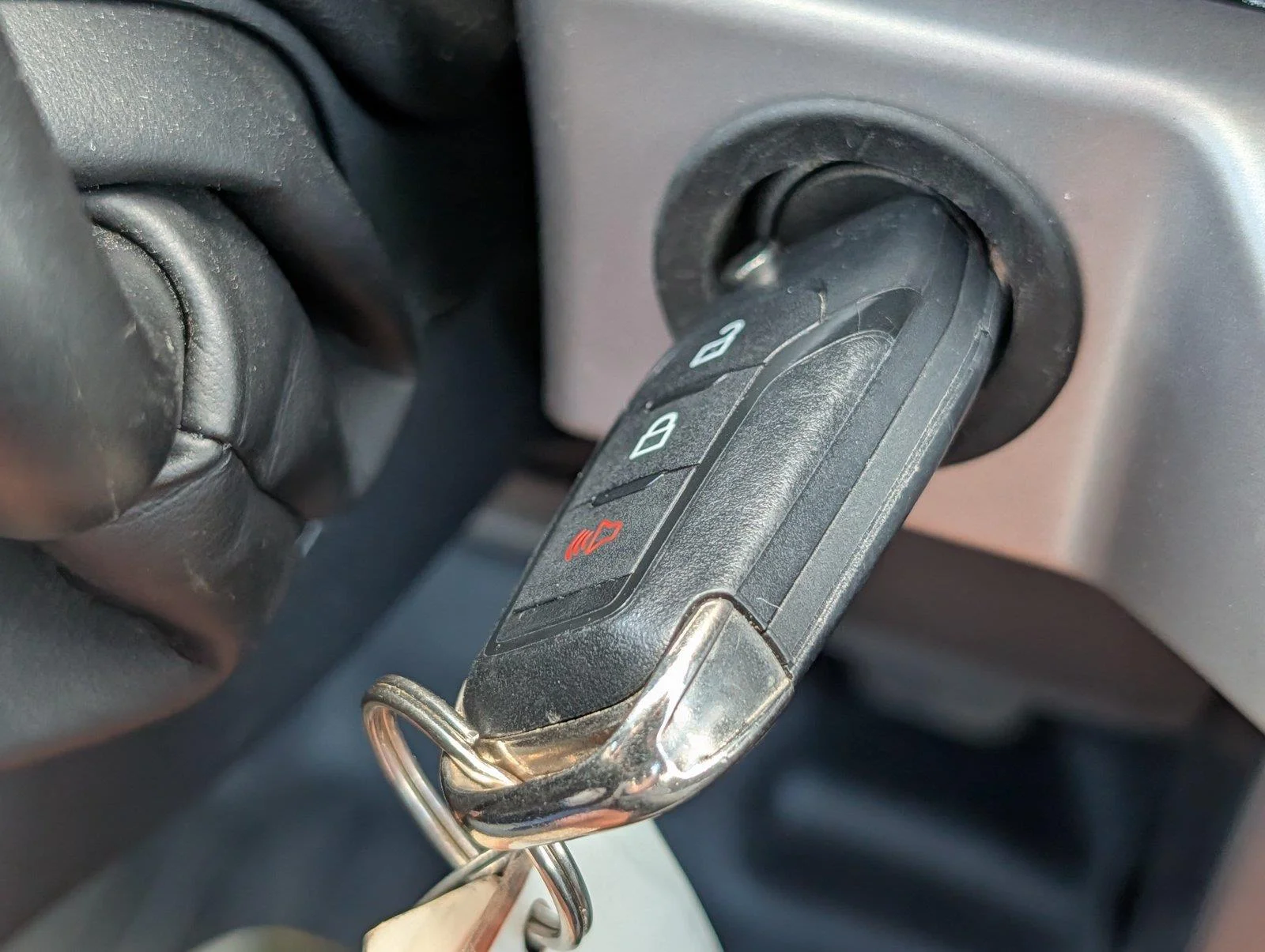 Used 2022 Oxford White Ford XLT image 38