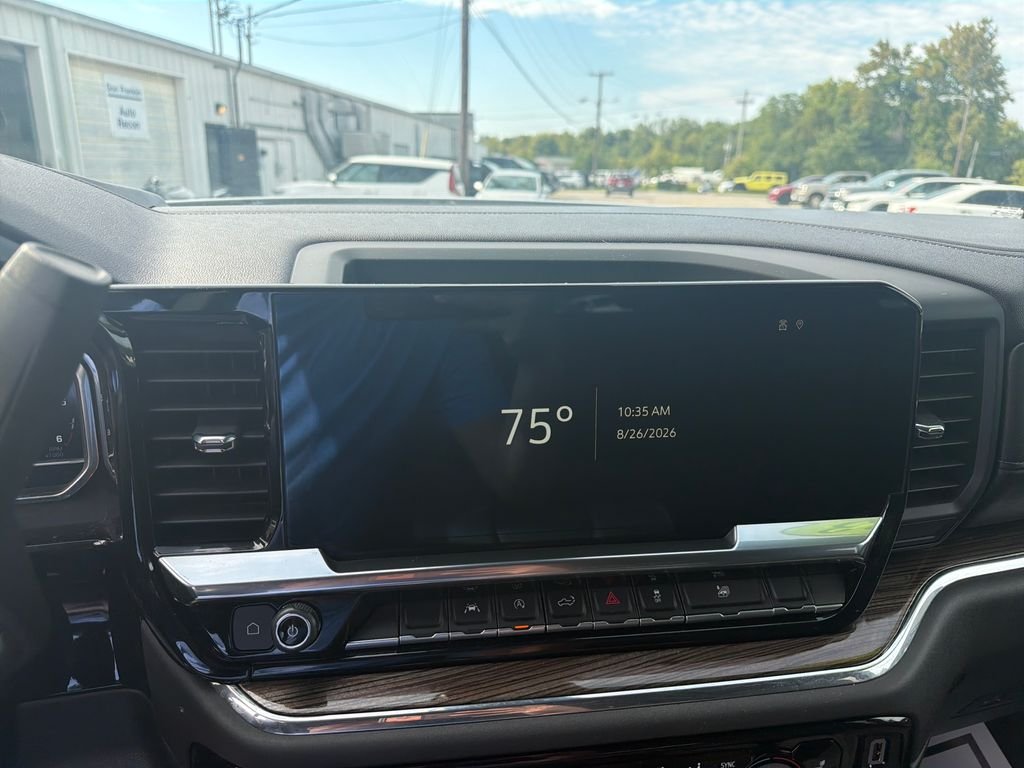Used 2023 White Chevrolet LT image 20