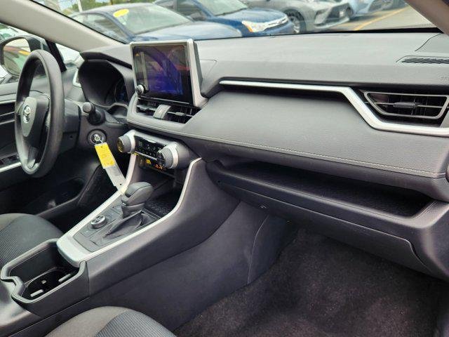 Certified Used 2025 MAGNETIC GRAY MET. Toyota  image 29