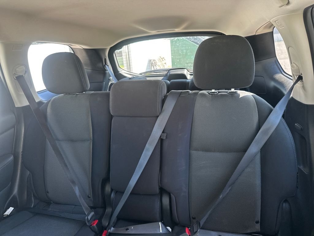 Used 2020 Gray Nissan S image 19
