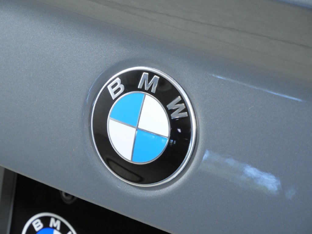 New 2026 Skyscraper Grey Metallic BMW Base image 11