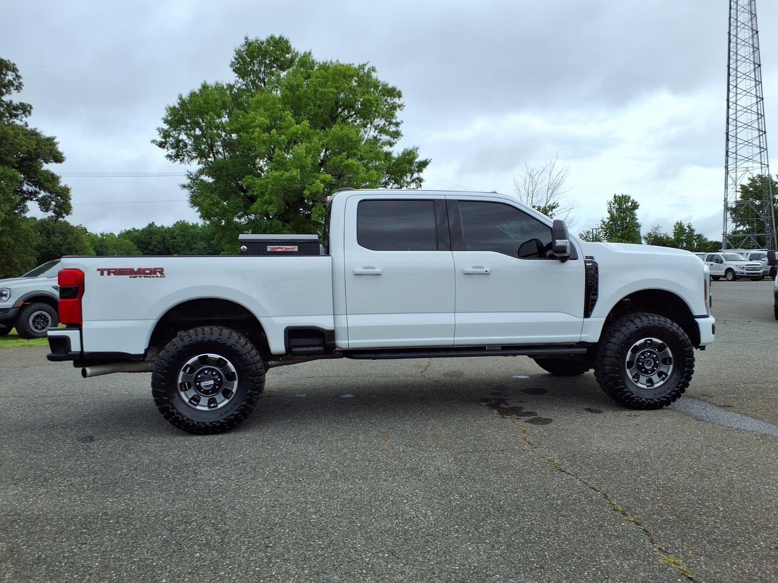 Used 2024 White Ford XLT image 11