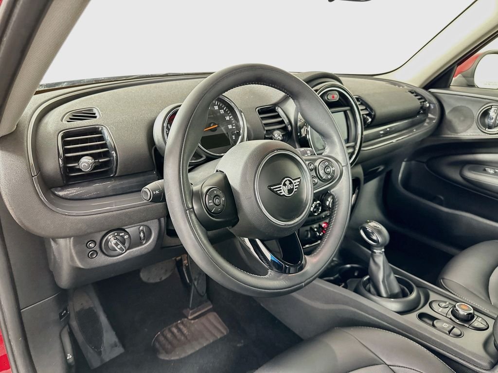 Used 2019 Red MINI Signature image 9