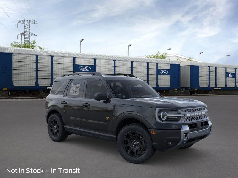 New 2025 Shadow Black Ford Badlands image 8