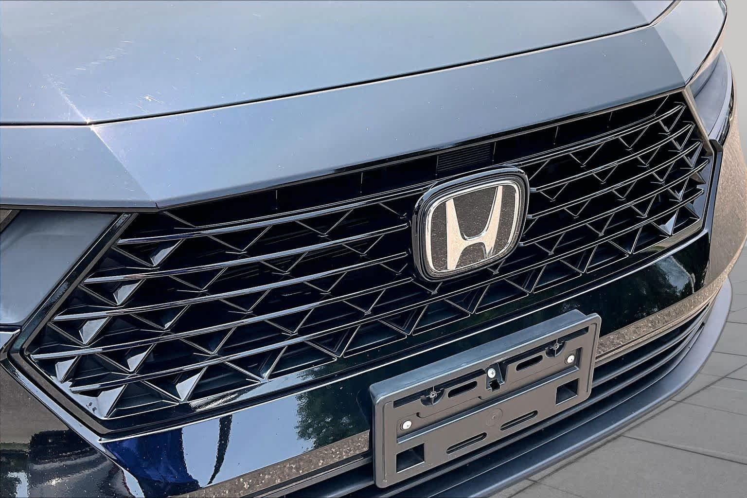 Used 2023 Crystal Black Pearl Honda EX image 30