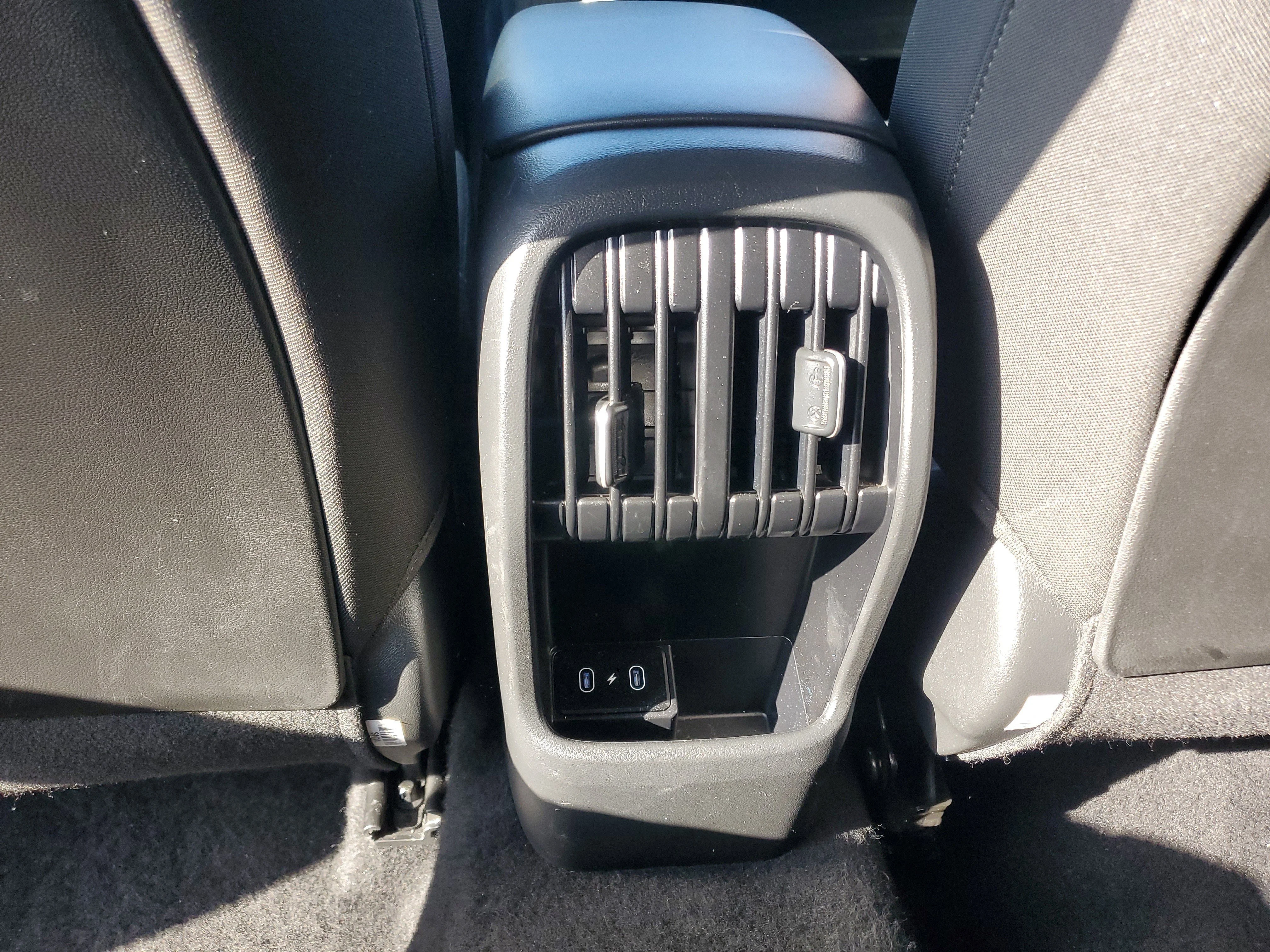 Used 2024 Orange Hyundai SEL image 18