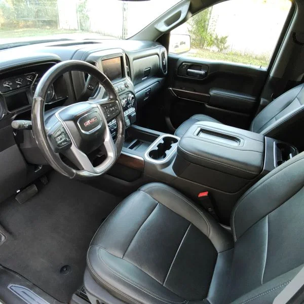 Used 2021 Silver GMC SLT Pickup 4D 5 3/4 ft image 27