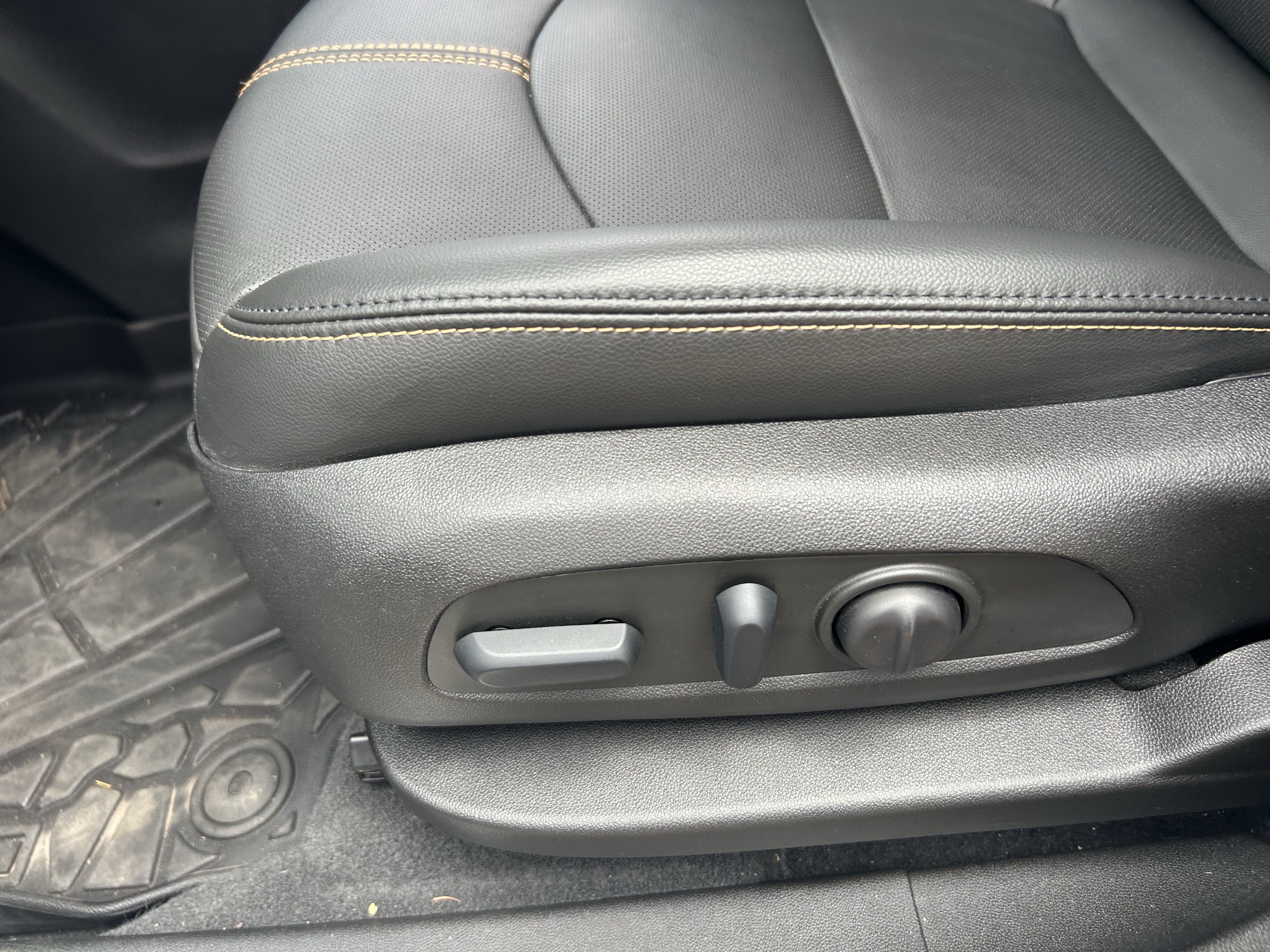 2022 Chevrolet Equinox Premier - Photo 30