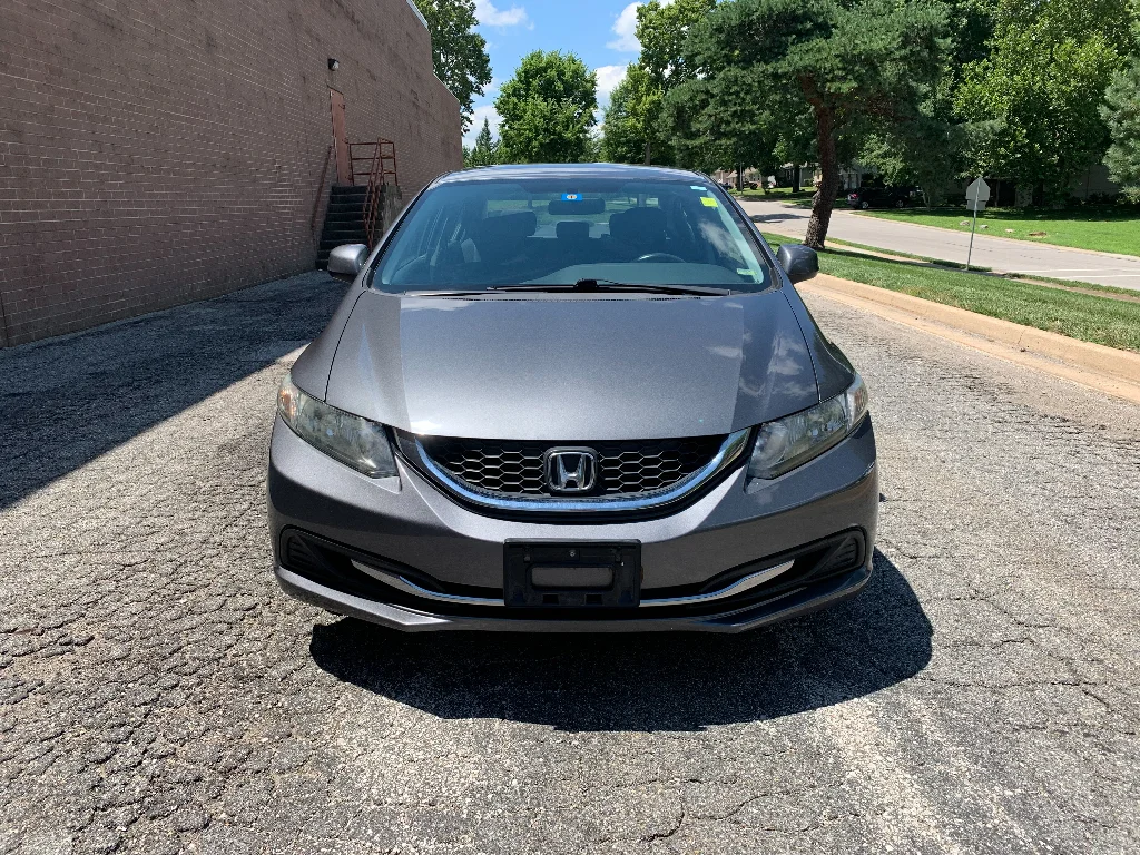 Used 2013 Polished Metal Metallic Honda LX image 2