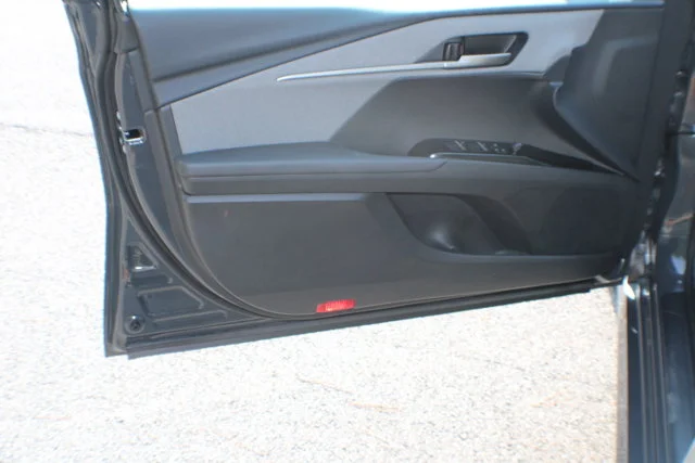 Used 2025 Underground Toyota LE image 6