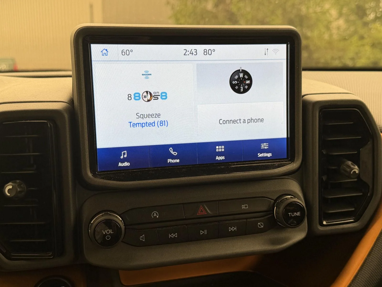 Used 2023 Carbonized Gray Ford Badlands image 7