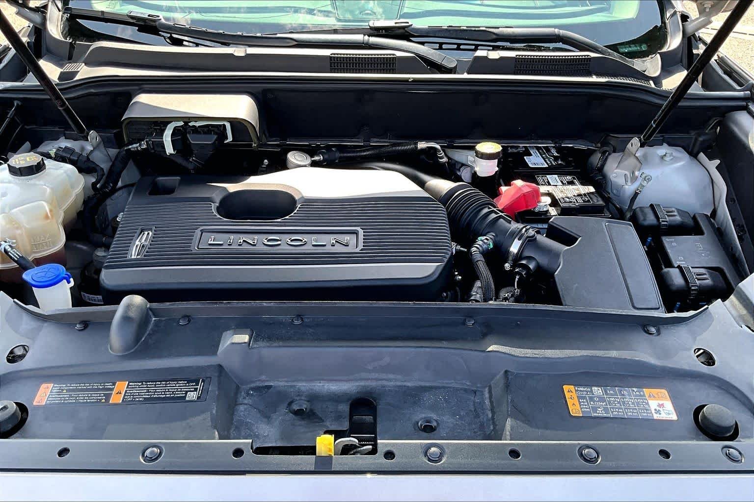 Used 2019 Iced Mocha Lincoln Reserve image 32