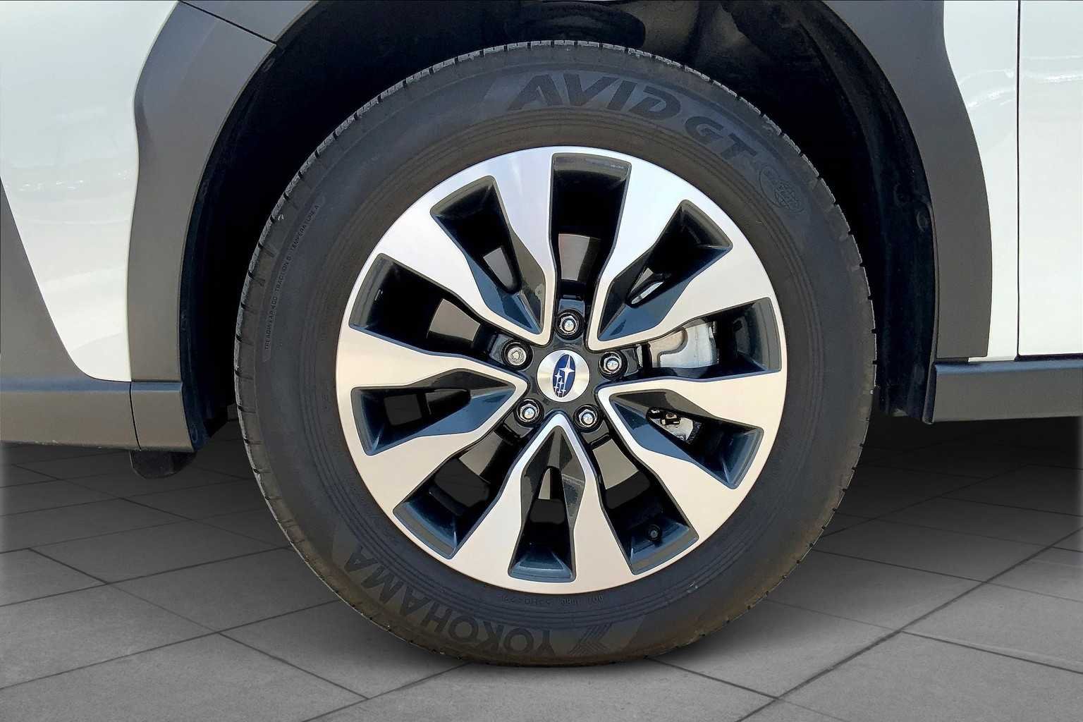 Used 2023 Crystal White Pearl Subaru Touring image 10