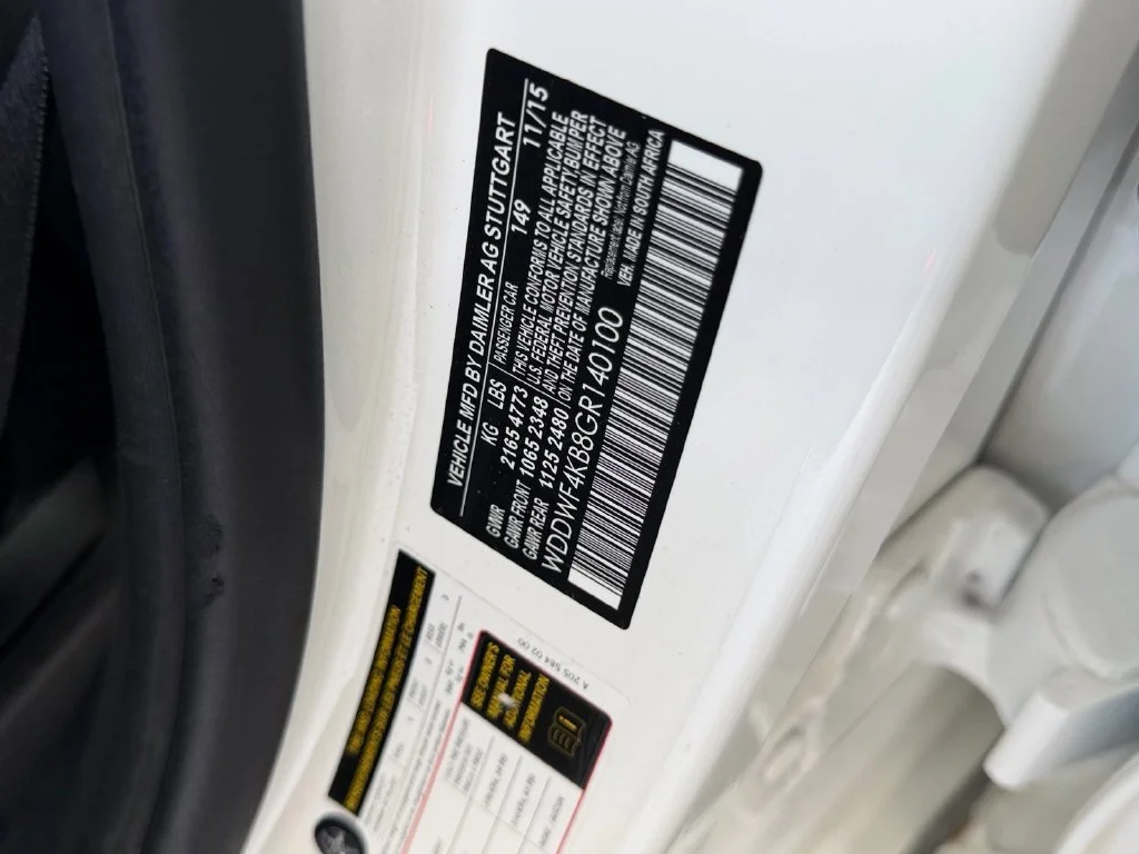 Used 2016 White Mercedes-Benz C 300 image 17