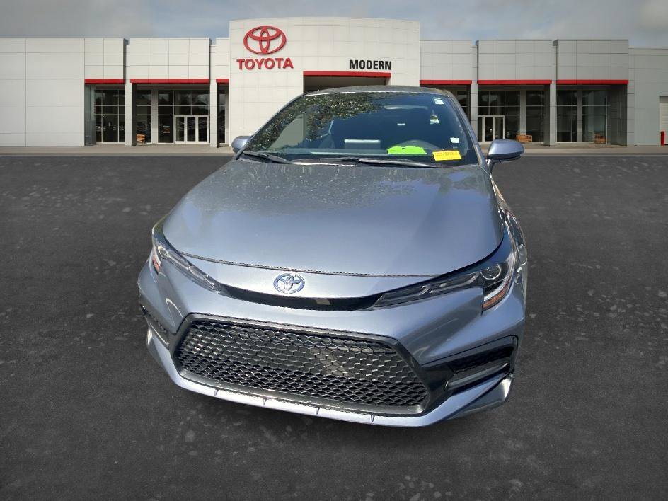 Used 2022 Celestite Toyota SE image 6