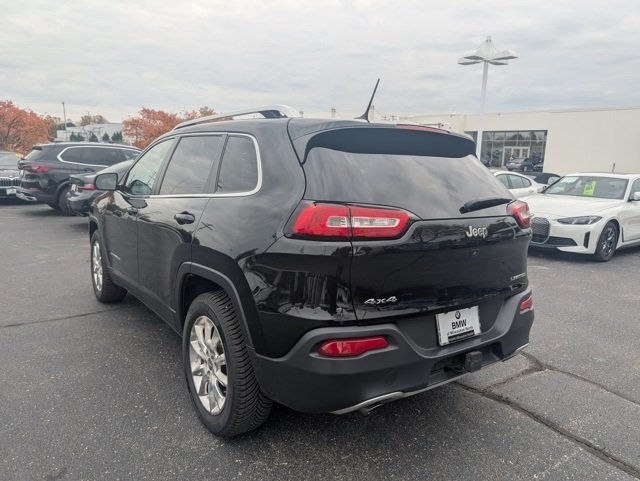 Used 2014 Jeep Cherokee Limited with VIN 1C4PJMDS0EW196783 for sale in Glendale, WI