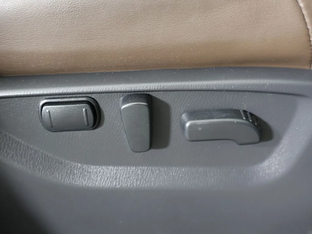 2024 Nissan Armada Platinum - Photo 38