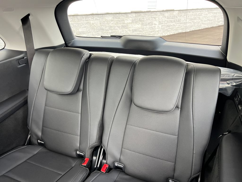 New 2026 Selenite Grey Metallic Mercedes-Benz GLS 450 image 64