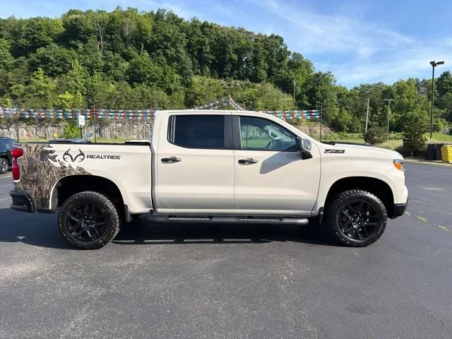 New 2026 White Sands Chevrolet Custom Trail Boss image 10