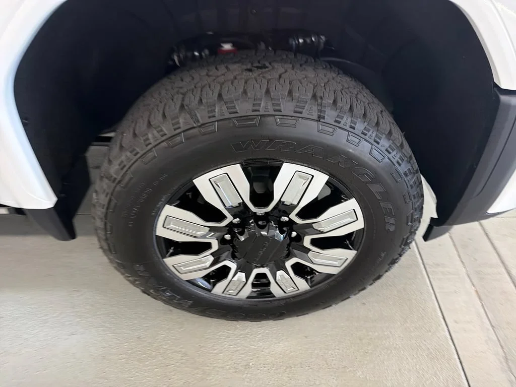 New 2026 Summit White GMC Denali image 4