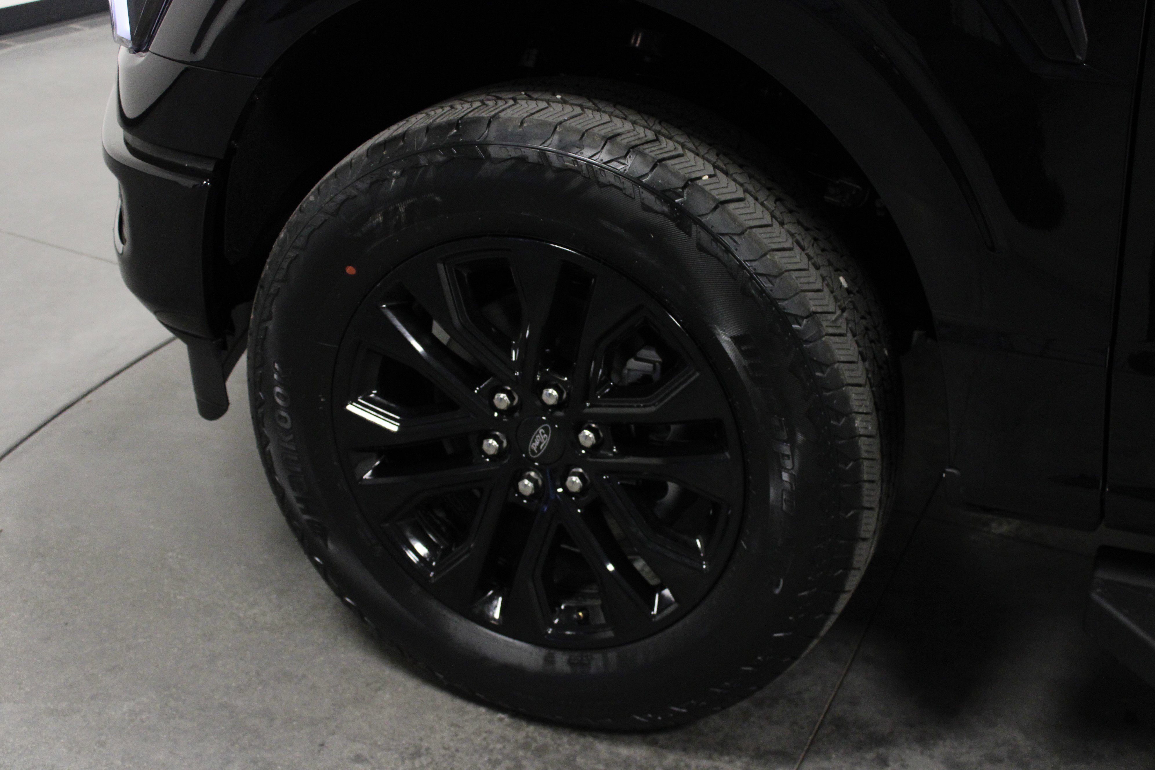 New 2026 Agate Black Metallic Ford LARIAT image 10