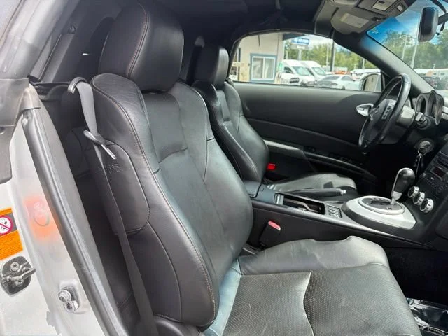 Used 2007 Silver Alloy Metallic Nissan Touring image 9