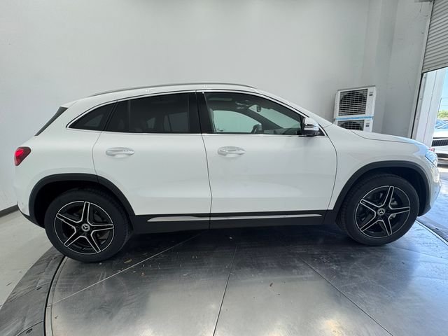 New 2026 Polar White Mercedes-Benz GLA 250 image 16
