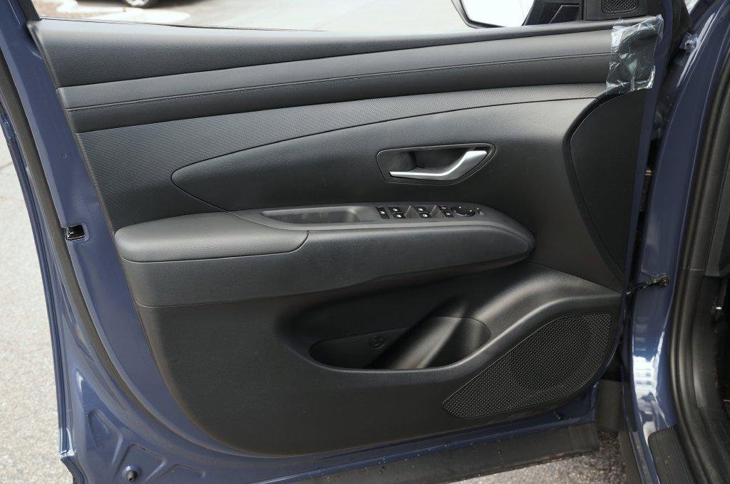 New 2026 Atlantis Blue Hyundai SE image 8
