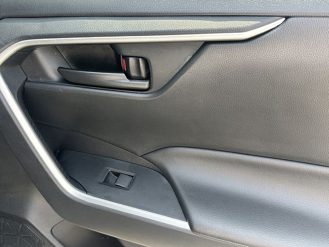Used 2020 Silver Toyota LE image 14