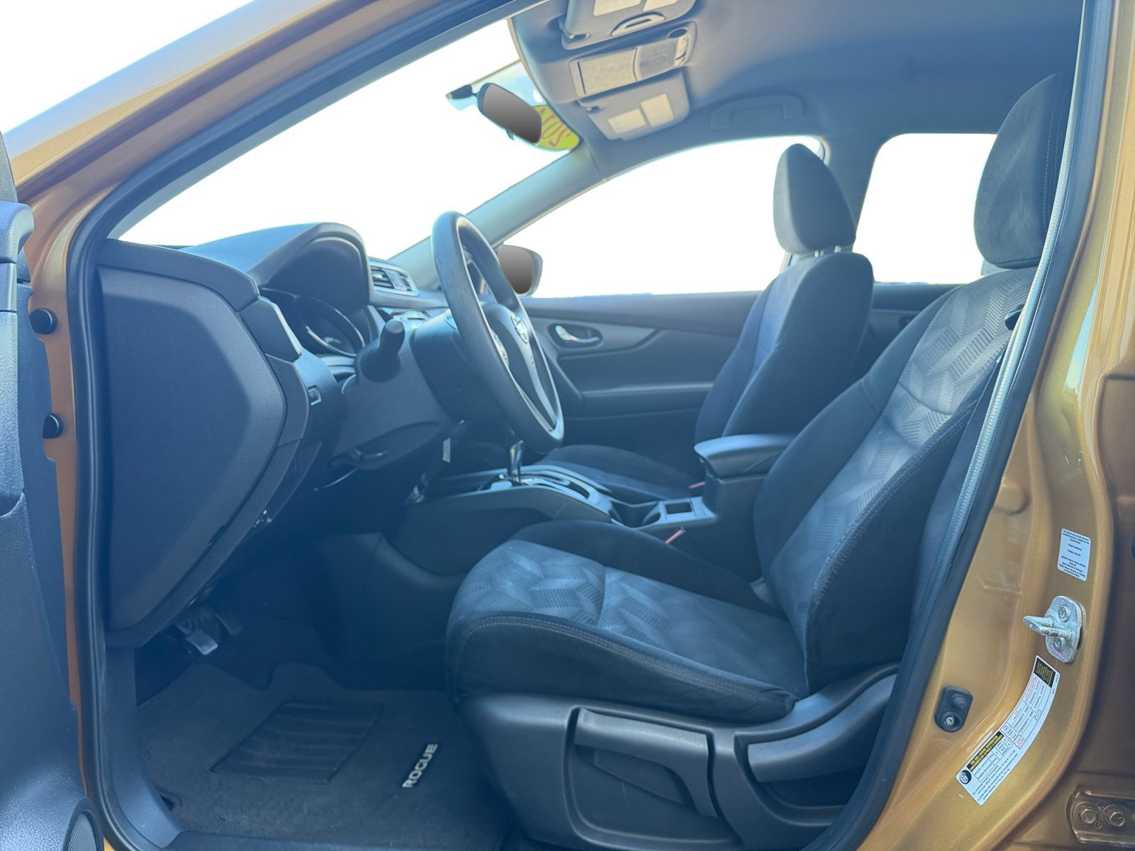 Used 2014 Saharan Sun Nissan S image 8
