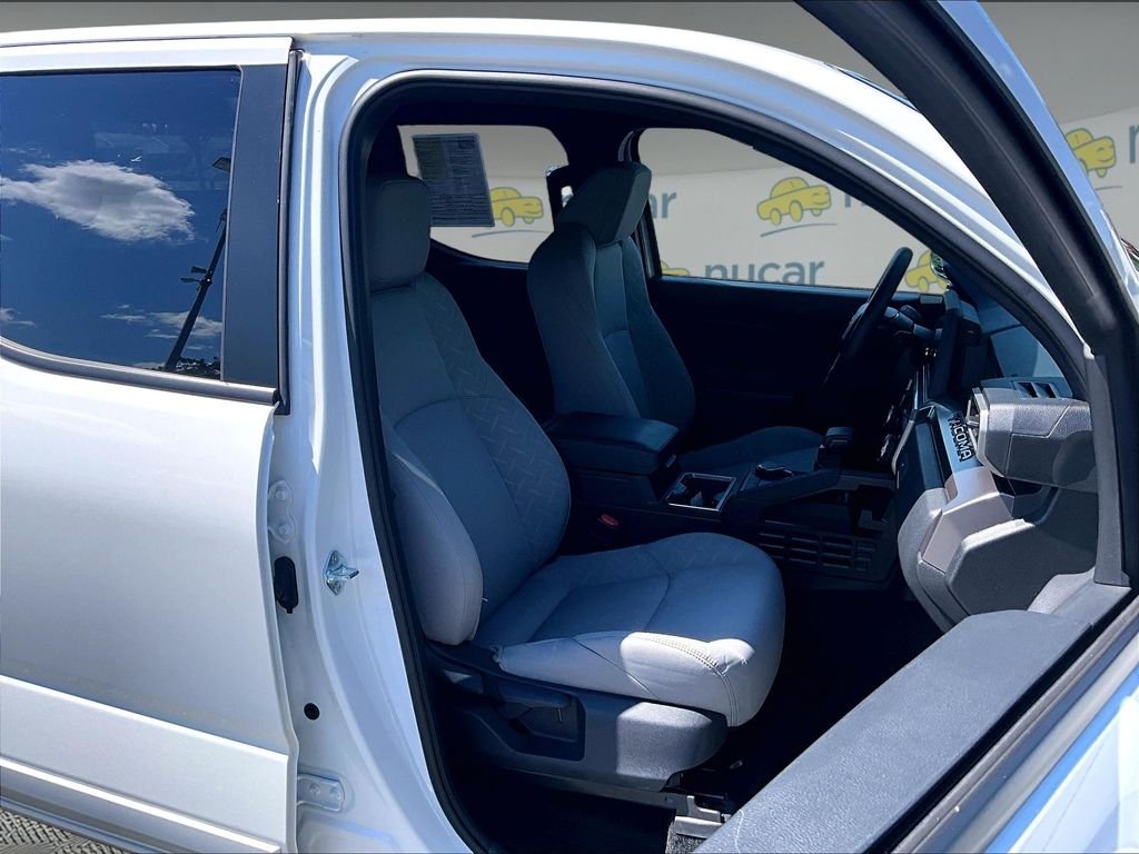 Used 2026 White Toyota SR5 image 11