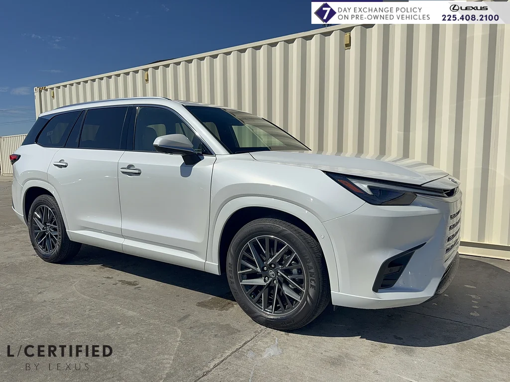 Certified Used 2026 WIND CHILL PEARL Lexus Premium image 1