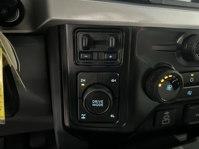 New 2026 Oxford White Ford F-250® XL image 27